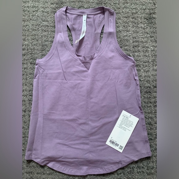 NWT Lululemon Love tank size 0. - Picture 1 of 4